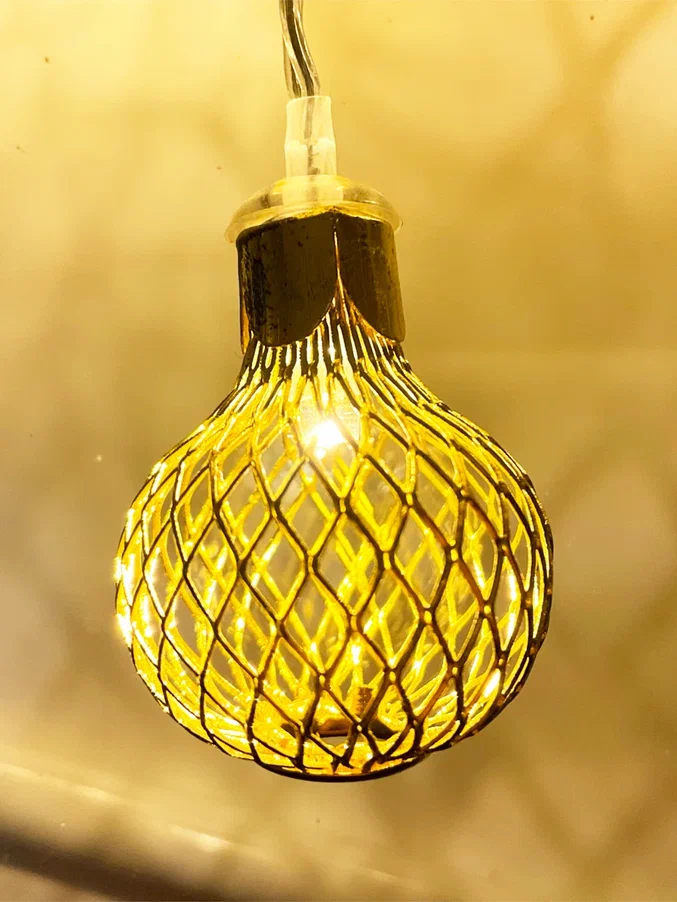 Световая гирлянда новогодняя Qvatra золотые фонарики QVLGHT-GD-BLL2-YE 4 м белый теплый