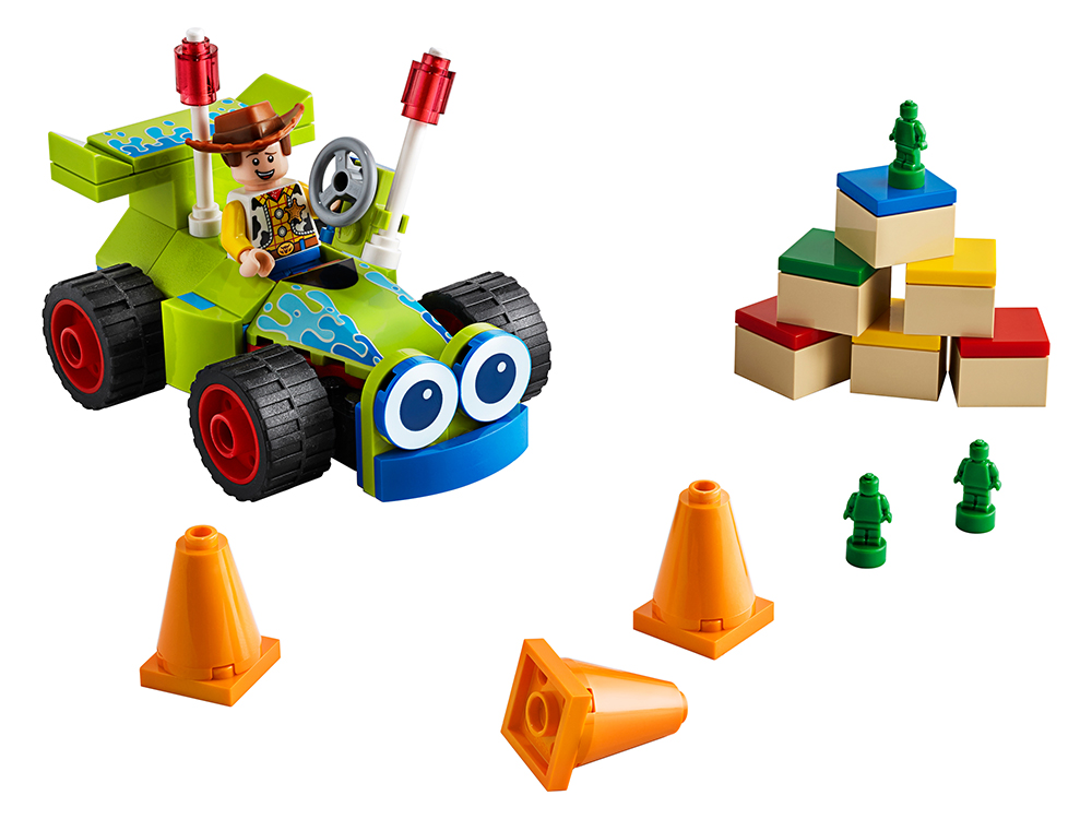 Конструктор LEGO Toy Story 4 Вуди и RC конструктор lego juniors 10770 парк аттракционов базза и вуди