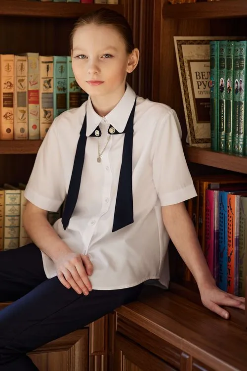 

Блузка детская Deloras C63102S, белый, 152, C63102S