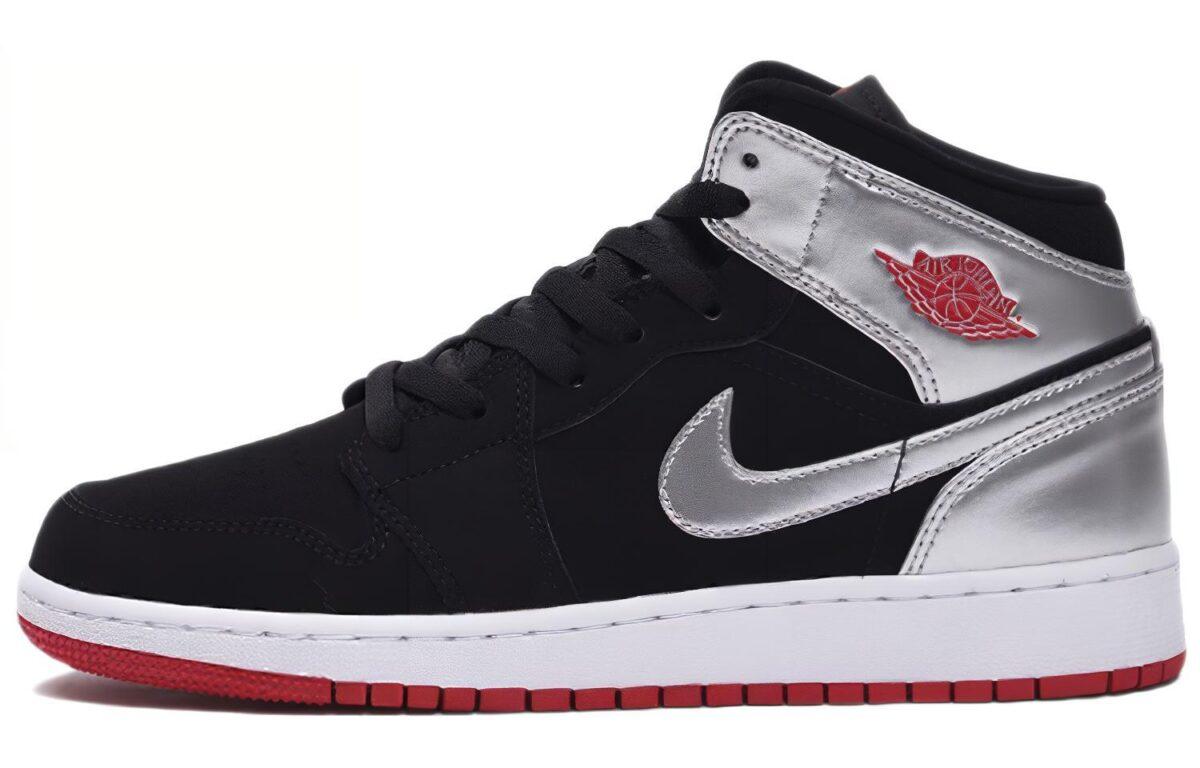 

Кеды унисекс Jordan Air Jordan 1 Mid GS черные 39 EU, Черный, Air Jordan 1 Mid GS