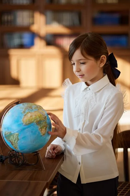 

Блузка детская Deloras C63309, бежевый, 164, C63309