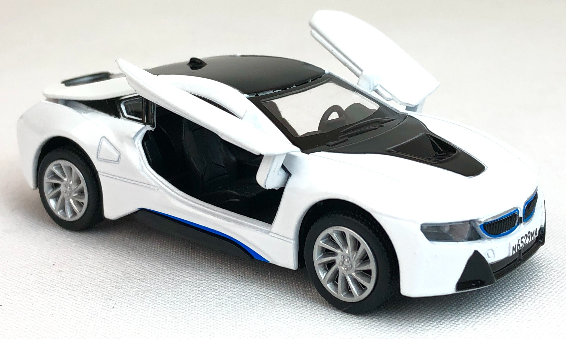 Металлическая модель машины PLAYSMART Die Cast Model Автопарк инерционная 109731