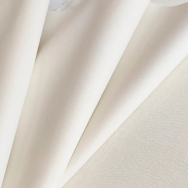 Экокожа для обивки мебели Quartett молочный 138*100см, кожзам для рукоделия