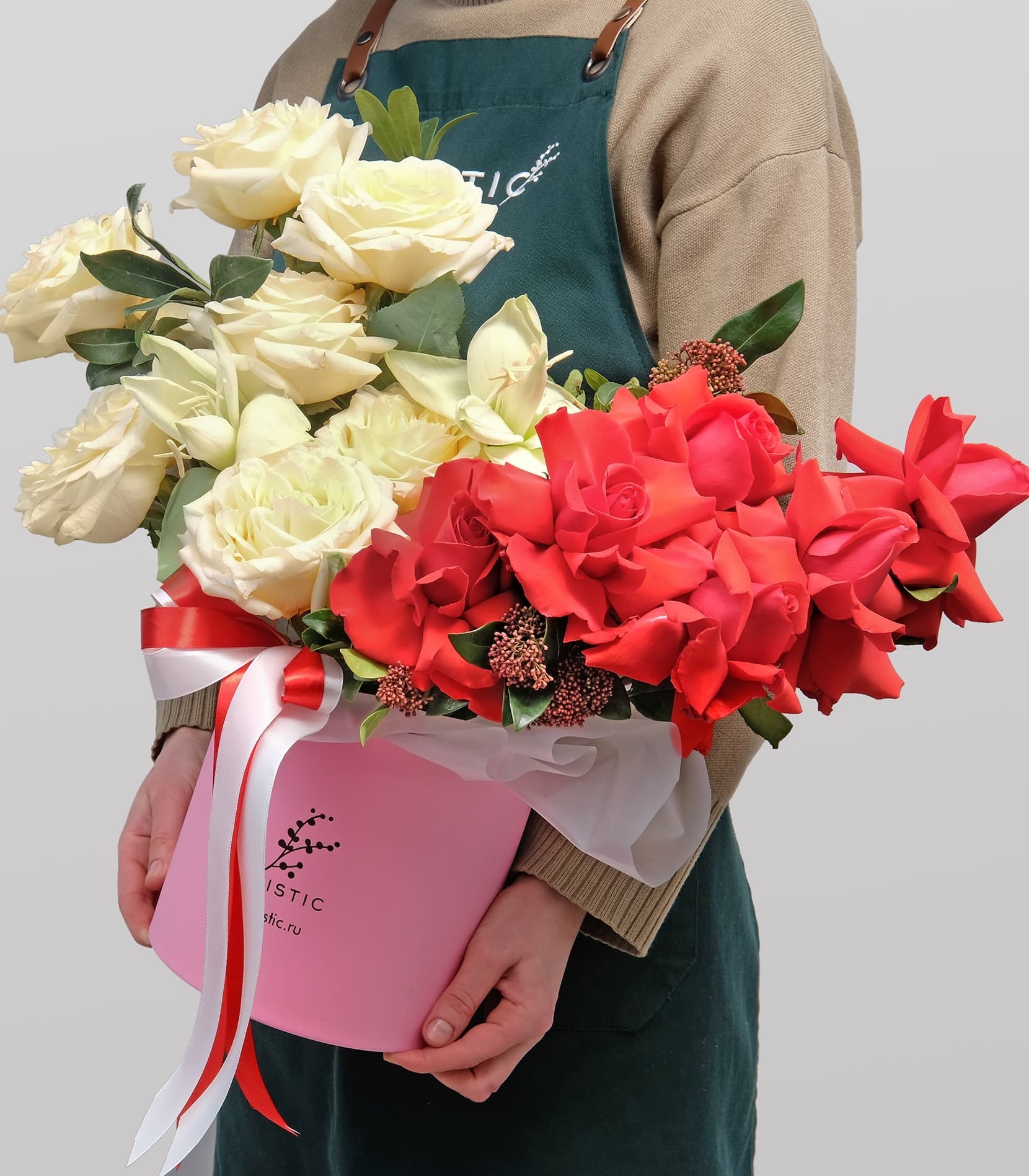 

Цветочная композиция Studio Floristic из роз и амаралиса 15 шт 45 см разноцветный