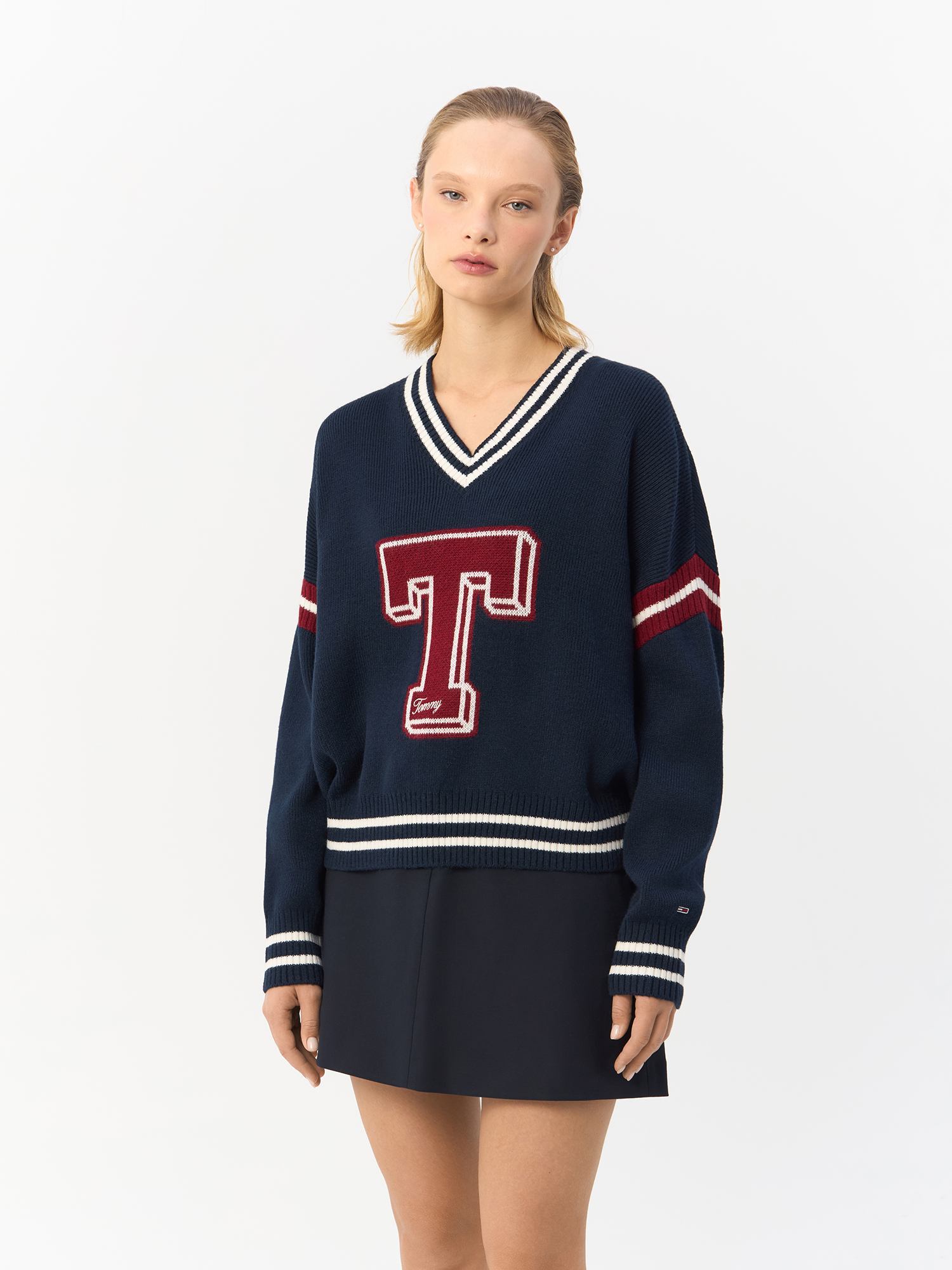 

Пуловер женский Tommy Hilfiger Letterman DW0DW18519 синий M, Letterman