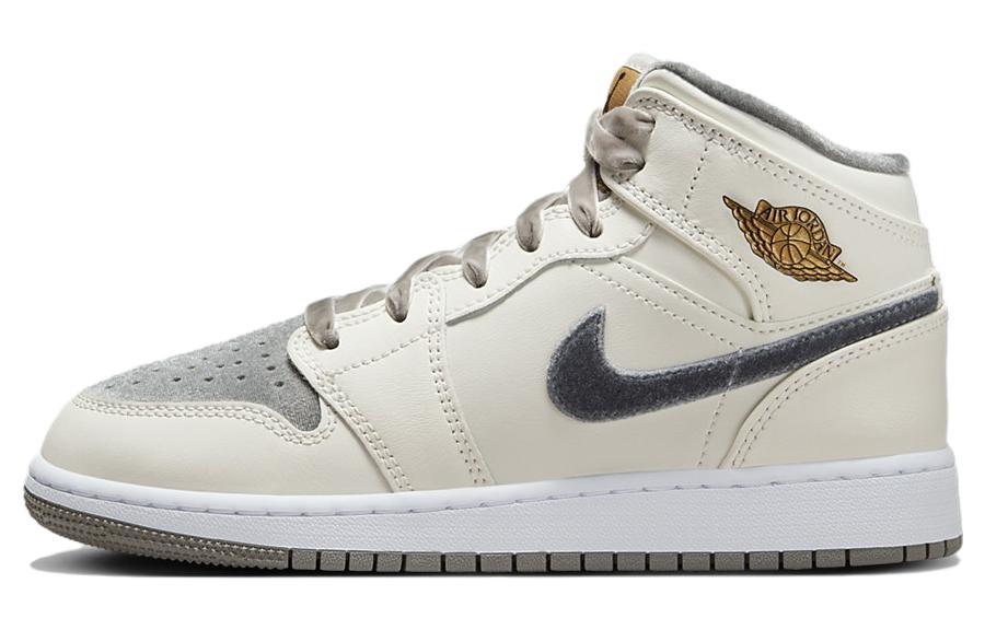 

Кеды унисекс Jordan Air Jordan 1 Mid GS бежевые 40 EU, Бежевый, Air Jordan 1 Mid GS