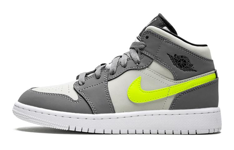 

Кеды унисекс Jordan Air Jordan 1 Mid Gunsmoke Volt GS серые 37.5 EU, Серый, Air Jordan 1 Mid Gunsmoke Volt GS