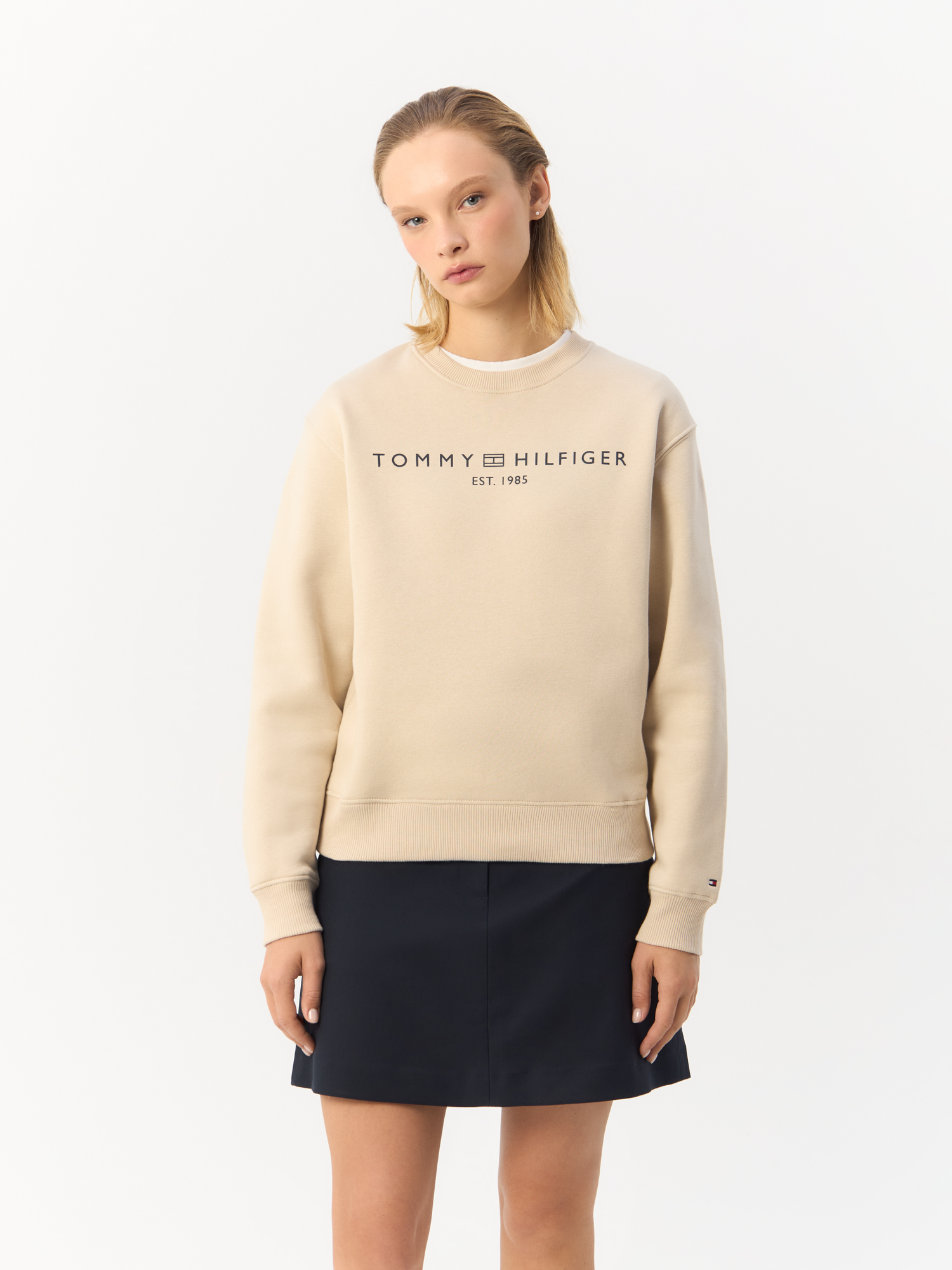 Свитшот женский TOMMY HILFIGER Modern Signature Logo WW0WW39791 бежевый L 13290₽