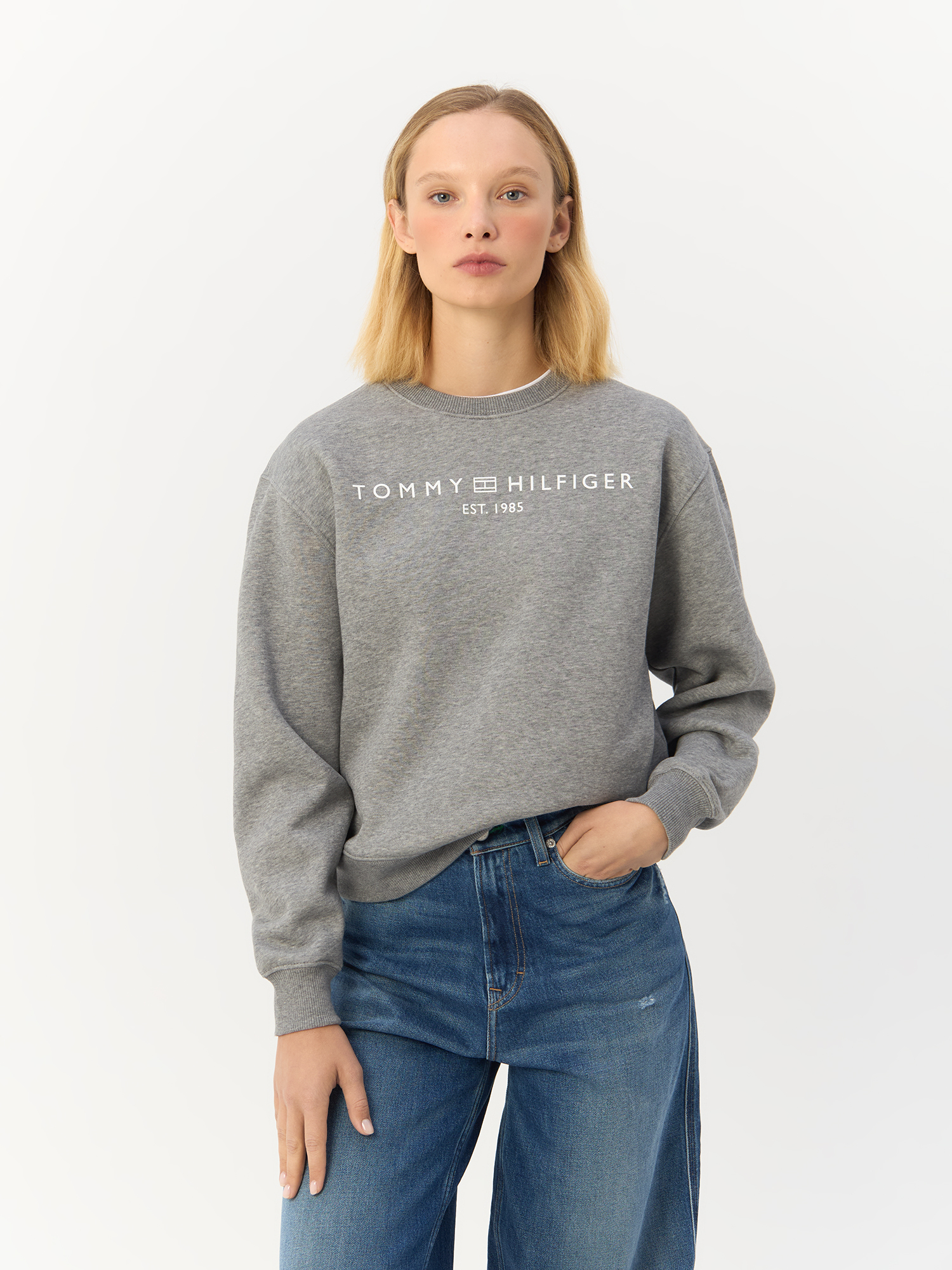 Свитшот женский Tommy Hilfiger Modern Signature Logo WW0WW39791 L TOMMY HILFIGER серый