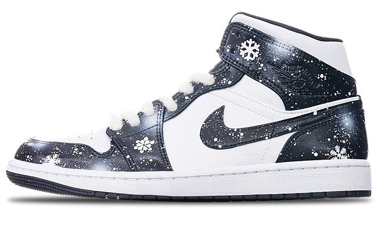 

Кеды унисекс Jordan Air Jordan 1 Mid Island Green белые 44.5 EU, Белый, Air Jordan 1 Mid Island Green
