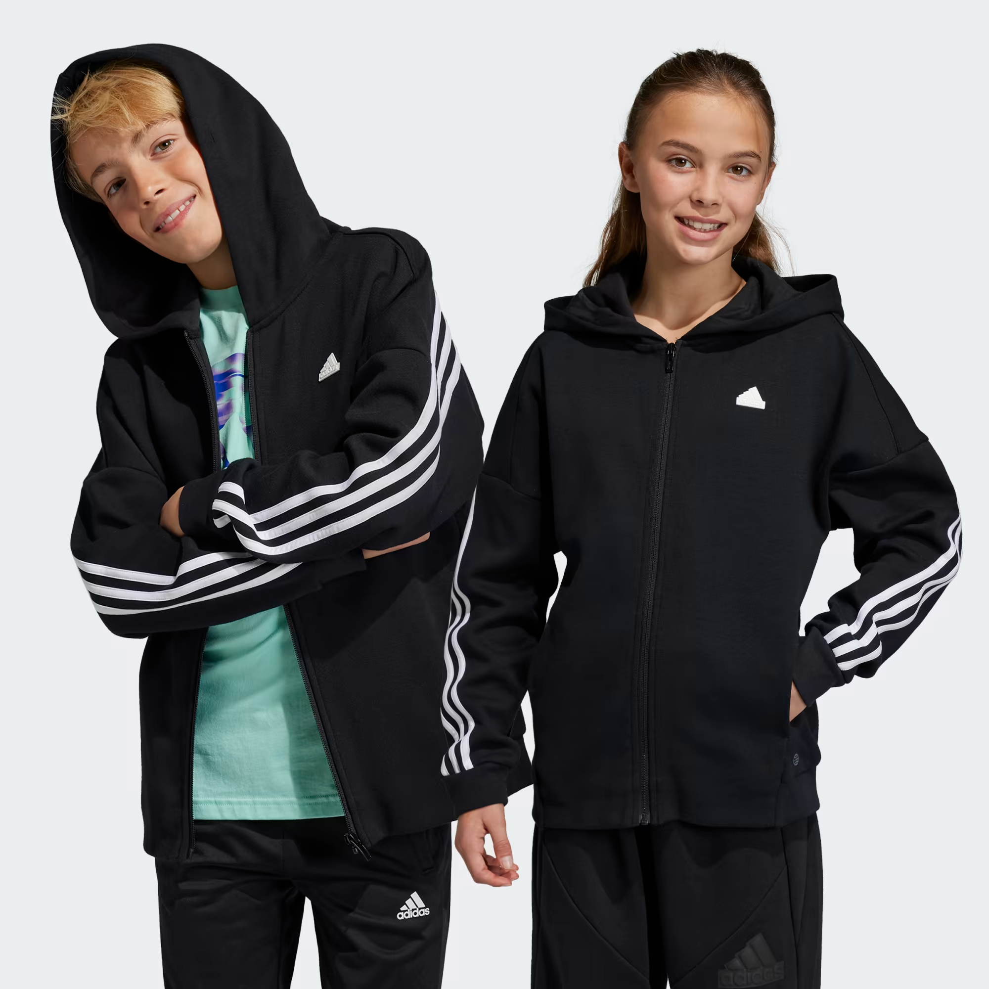 Толстовка детская Adidas, HR6317, чёрная 095A, размер 140