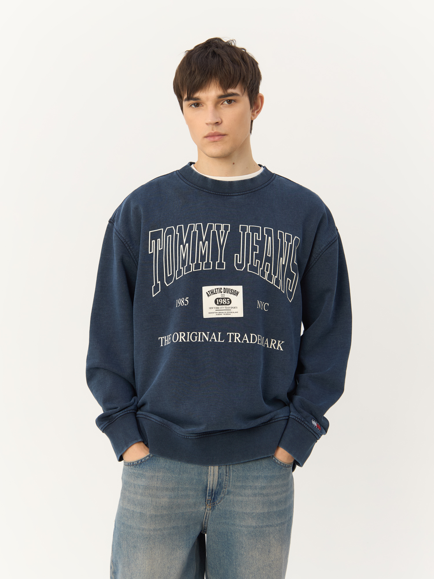 

Свитшот мужской Tommy Hilfiger Archive Relaxed DM0DM19219 синий L, Archive Relaxed