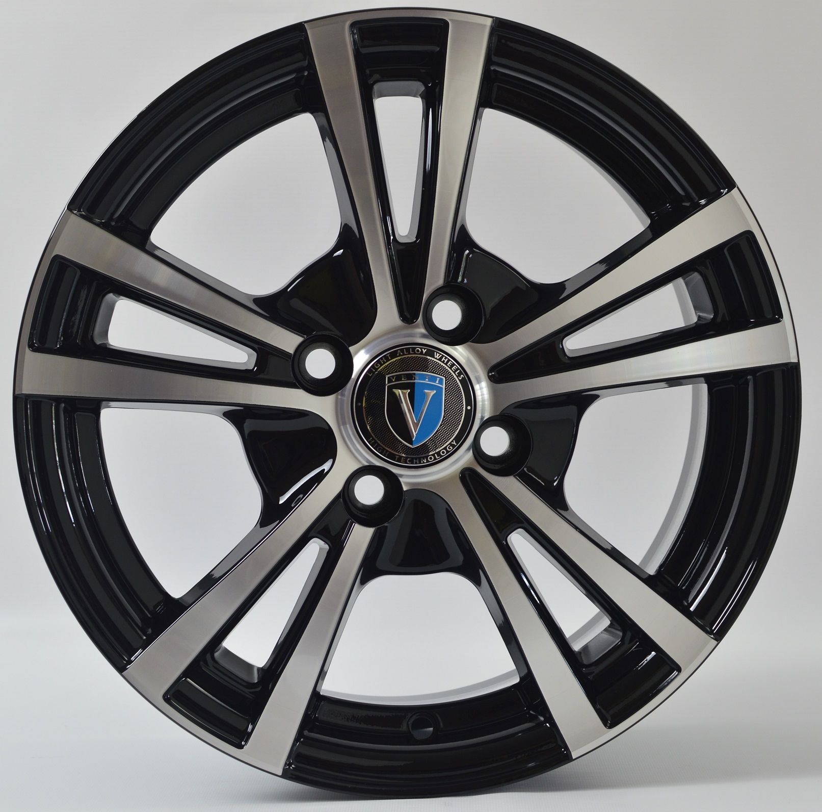 

Диск VENTI 1404 5.5x14 ET35 4x98 D58.6 BD, арт. V1404-5514-586-4x98-35BD, 1404