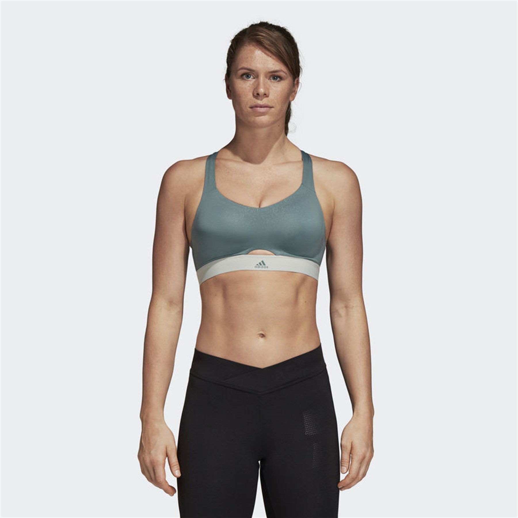 Топ женский Adidas Stronger For It Soft Printed Bra CZ8057 зеленый 36B 2490₽