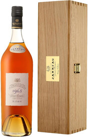 

Арманьяк Janneau Vintage Collection 1968 в деревянной коробке 43% 0,7 л