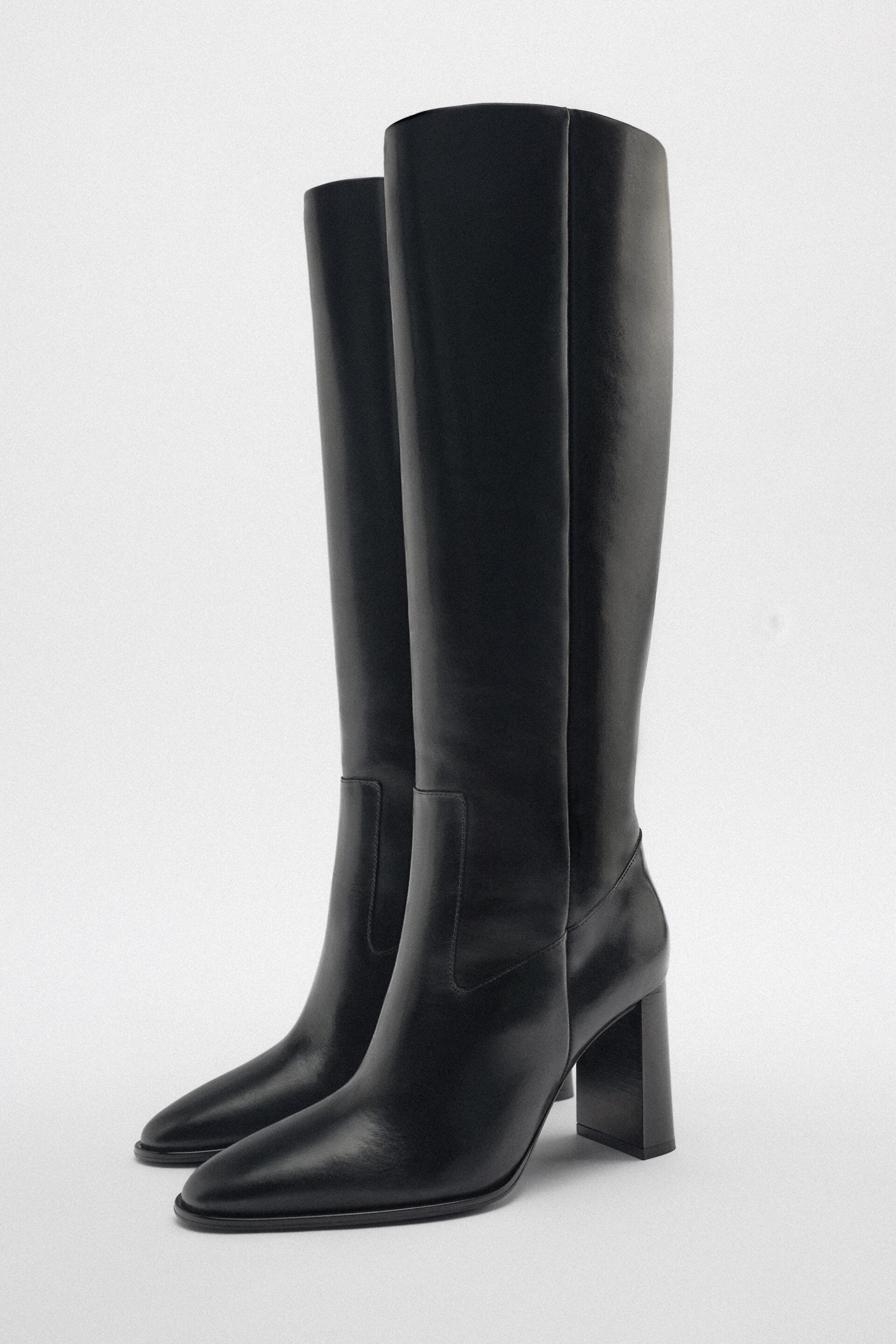 

Сапоги женские ZARA 11002011 черные 42 EU (доставка из-за рубежа), 11002011