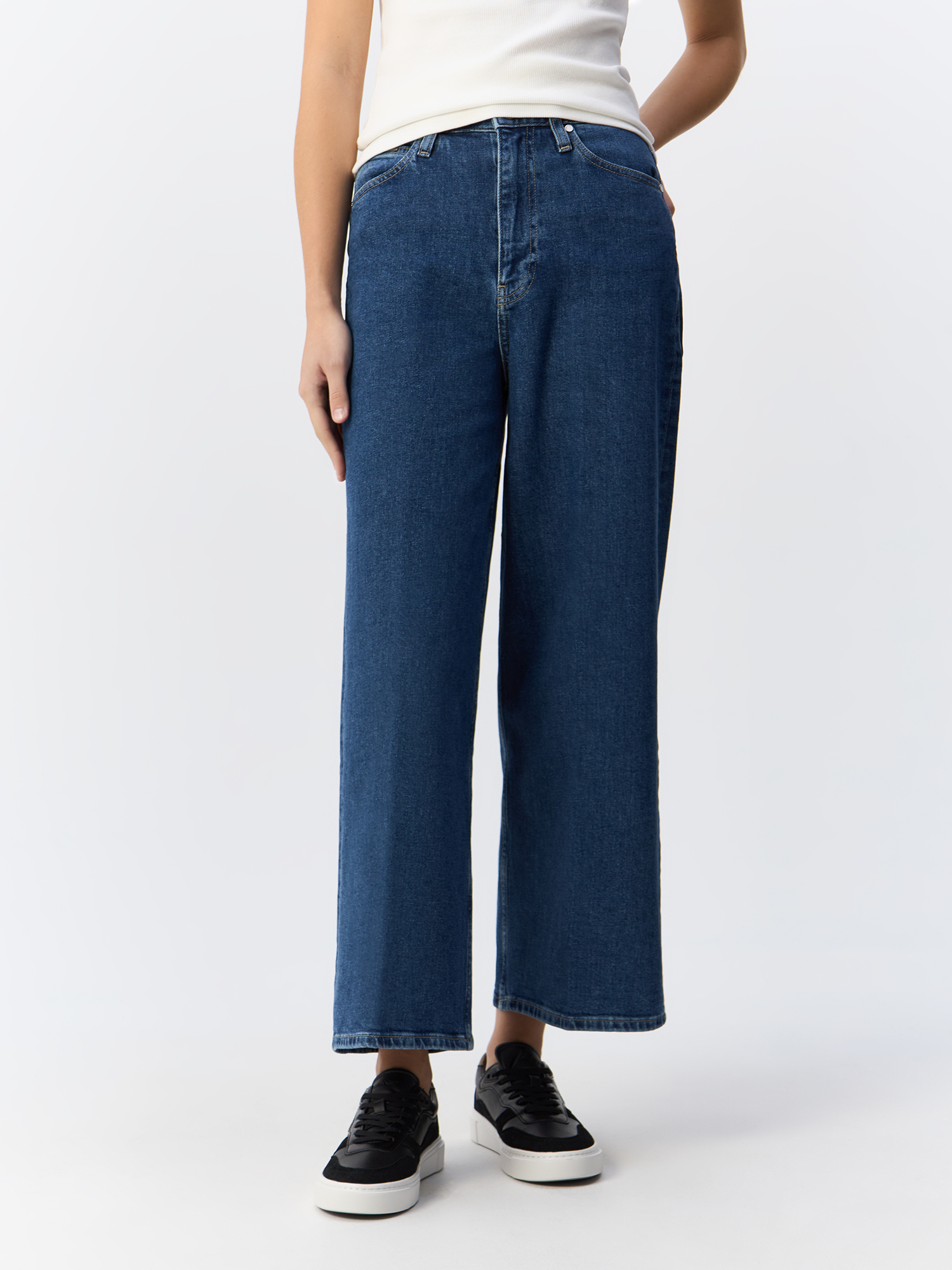 

Джинсы женские Calvin Klein K20K207267 синие 33/30, Синий, K20K207267