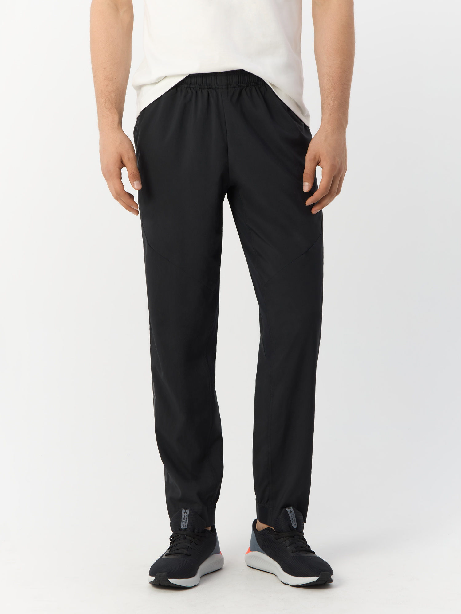 

Спортивные брюки мужские Adidas CG1506 черные 52 RU, Черный, CG1506