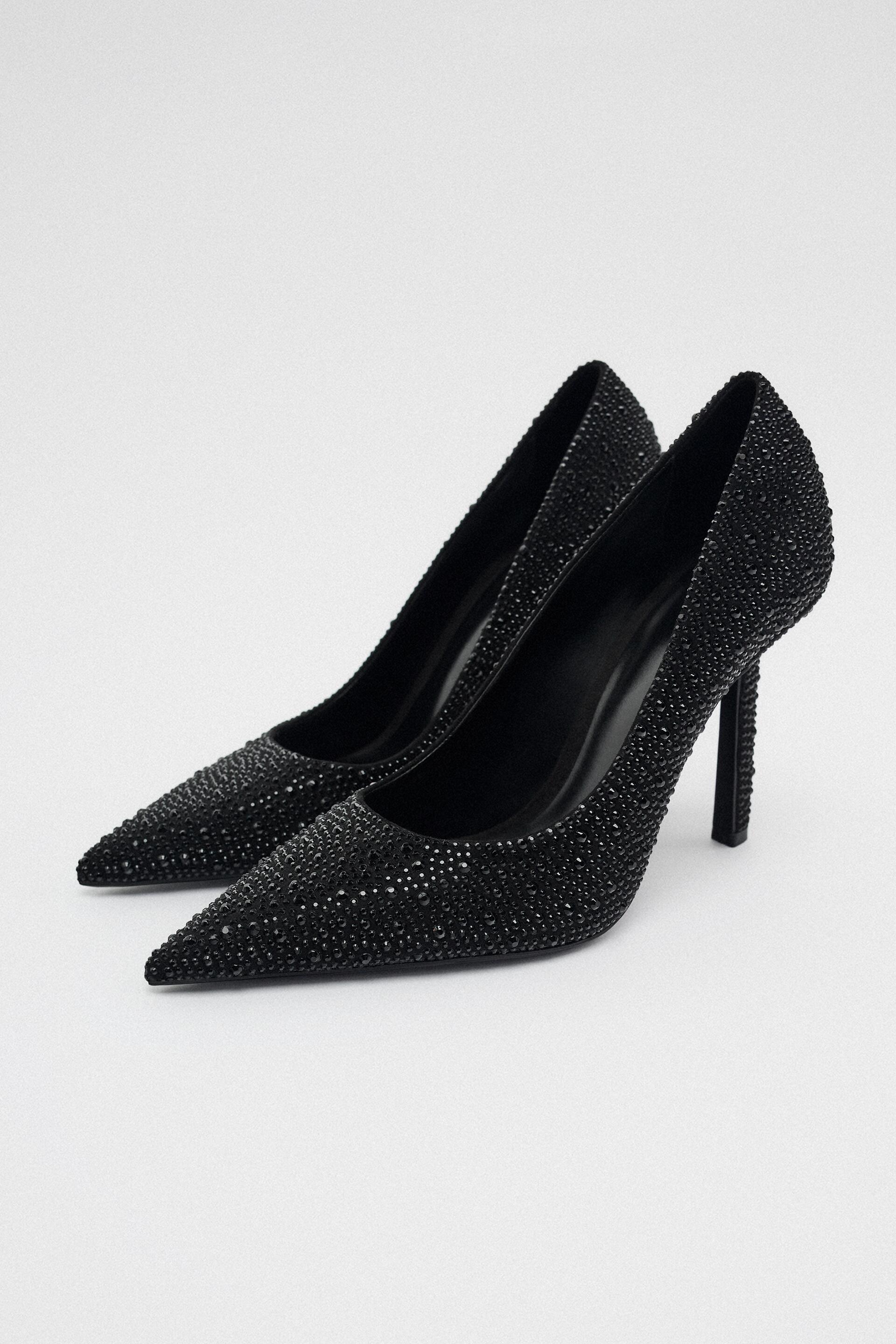 Туфли женские ZARA 11239010 черные 39 EU (доставка из-за рубежа)