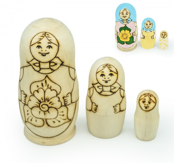 

Матрешка с выжиганием. Традиция. трёхместная (3 в 1, выс. 11 см)