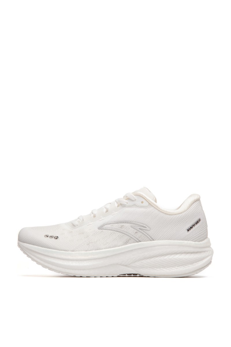 

Спортивные кроссовки женские Anta 822435562 CUSHIONING BELLERO 3.0 белые 7.5 US, Белый, 822435562 CUSHIONING BELLERO 3.0 NITROEDGE, XIAN FIBER, A-GRIP PRO