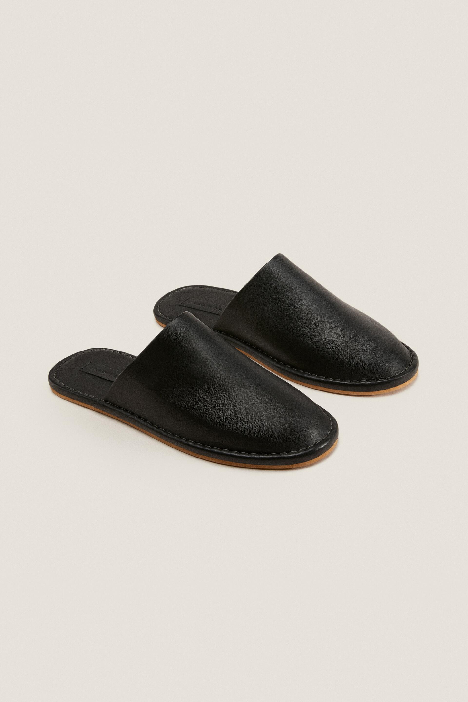

Тапочки мужские ZARA 187075 черные 42 RU (доставка из-за рубежа), 187075