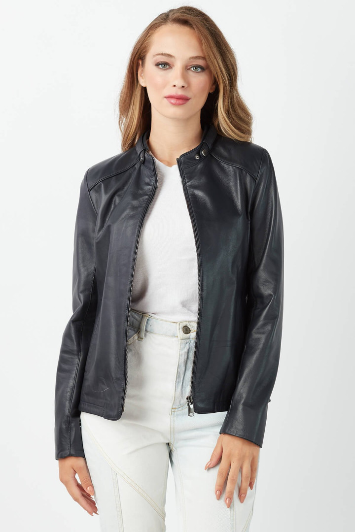 

Кожаная куртка женская Deriza DK-0202 синяя 3XL (товары доставляются из-за рубежа), Синий, DK-0202