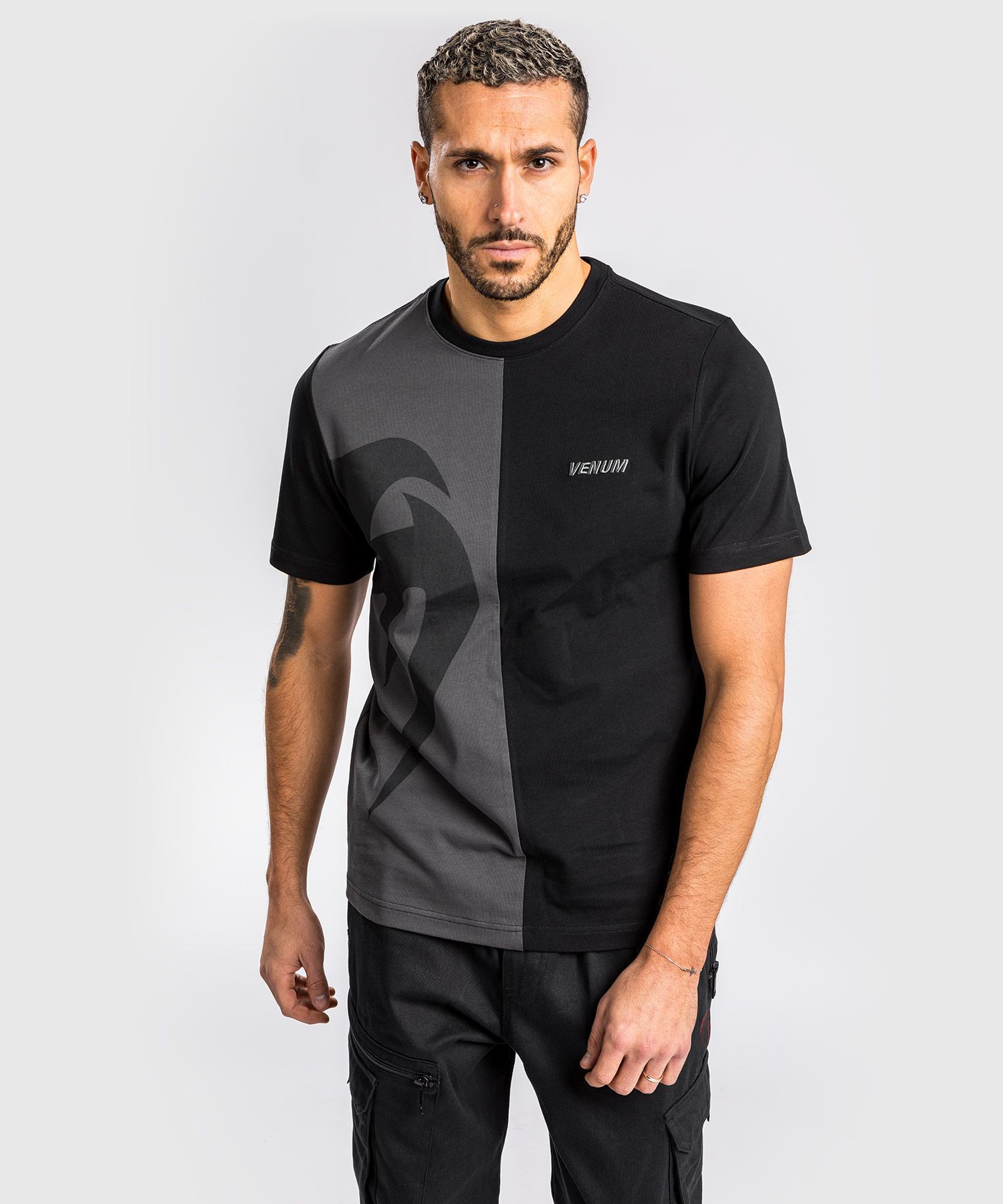 фото Футболка мужская venum xgiant splitx t-shirt черная m