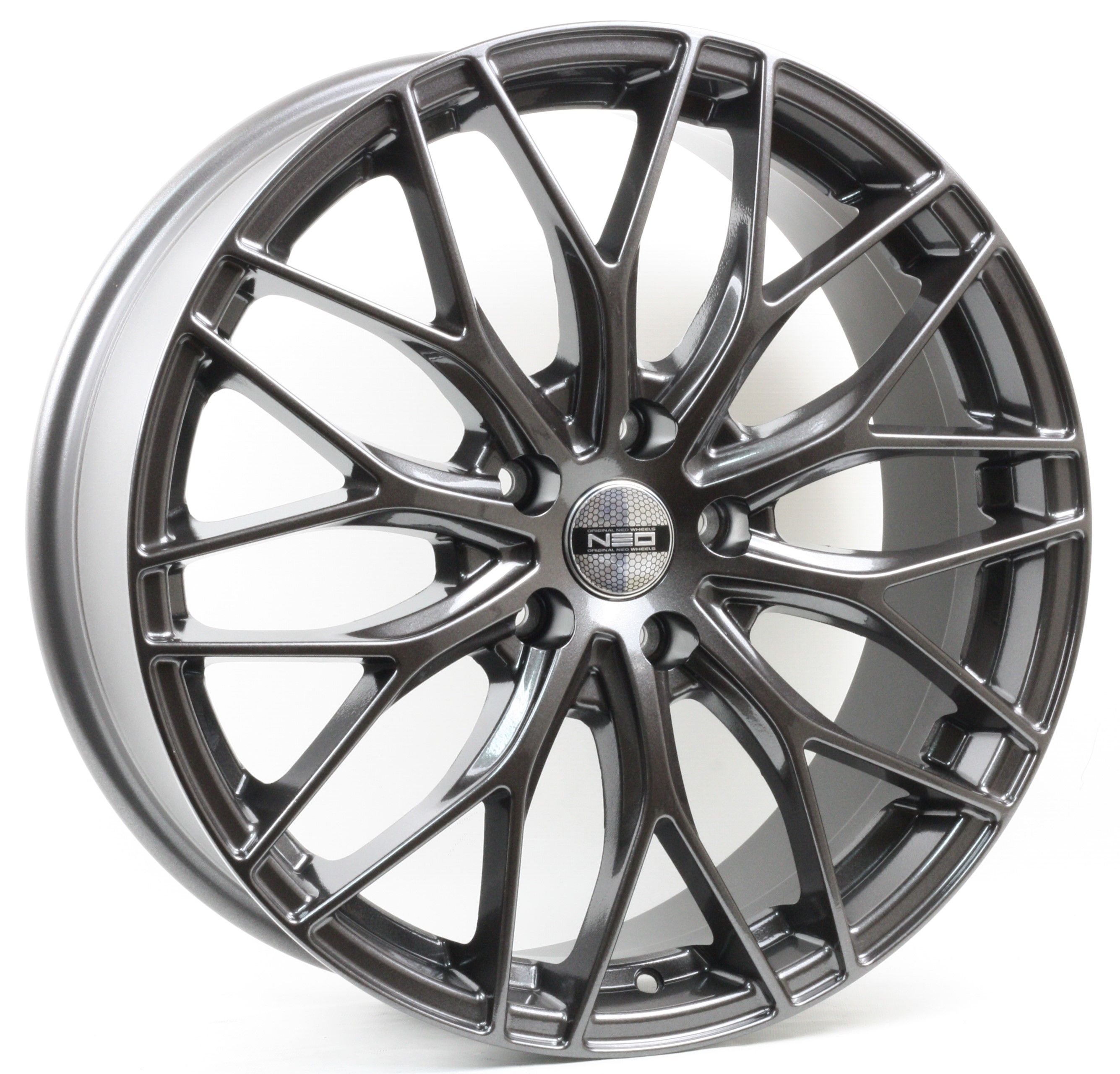 

Колесный диск литой NEOLUX 840 8,0x18 5*108 ET45 d63,4 Антрацитовы