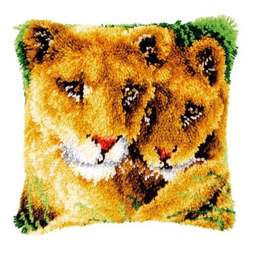 фото Подушка (ковровая техника) vervaco львица и львёнок 40x40 см, 0147954-pn