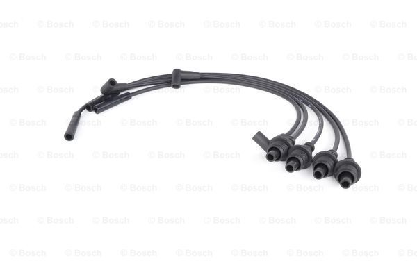 

Комплект проводов зажигания BOSCH 0 986 356 794