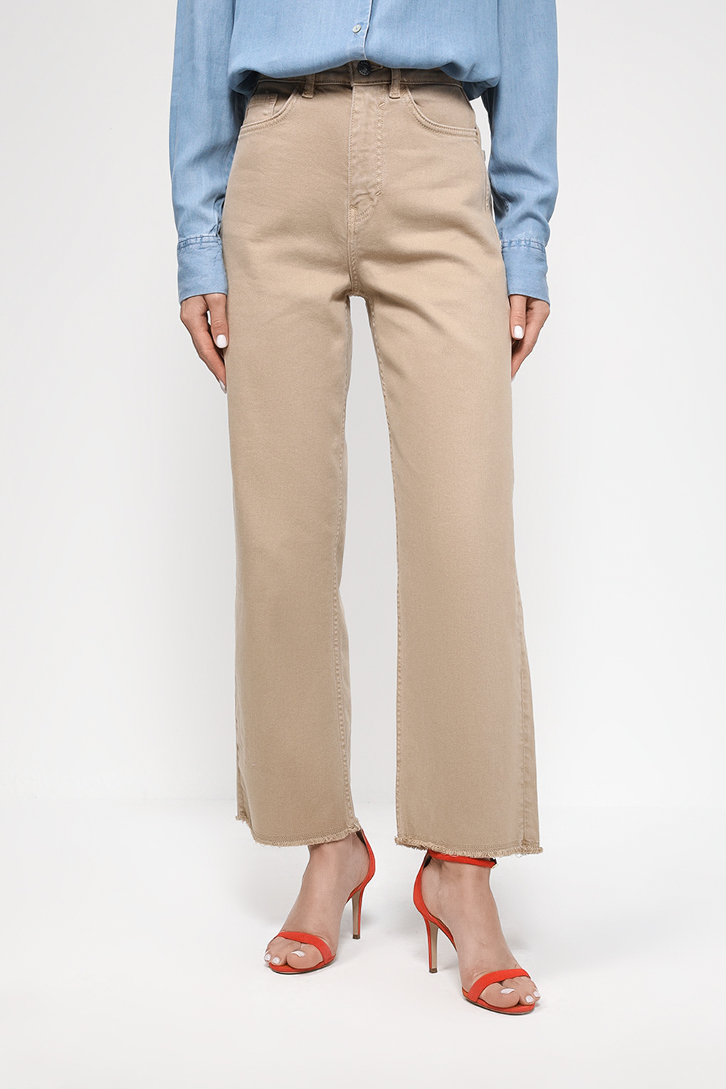 

Джинсы женские Esprit Casual 023EE1B326 бежевые 30, Бежевый, 023EE1B326