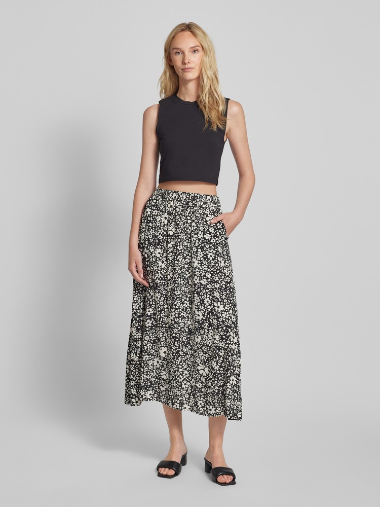 

Юбка женская Vero Moda 10302047 черная M, Черный, 10302047