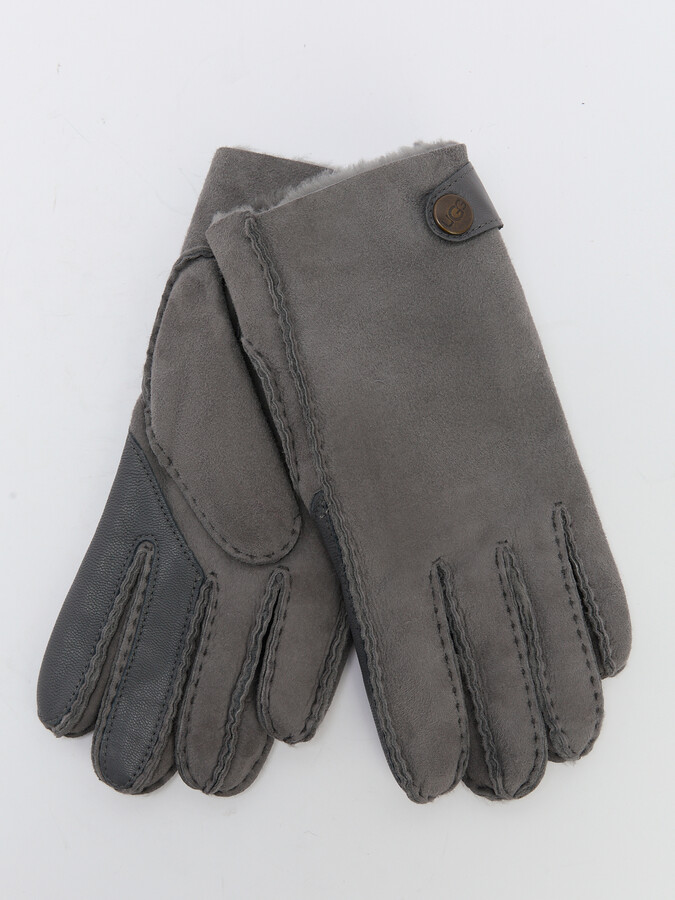 

Перчатки унисекс UGG 18713 серые, M, Серый, 18713