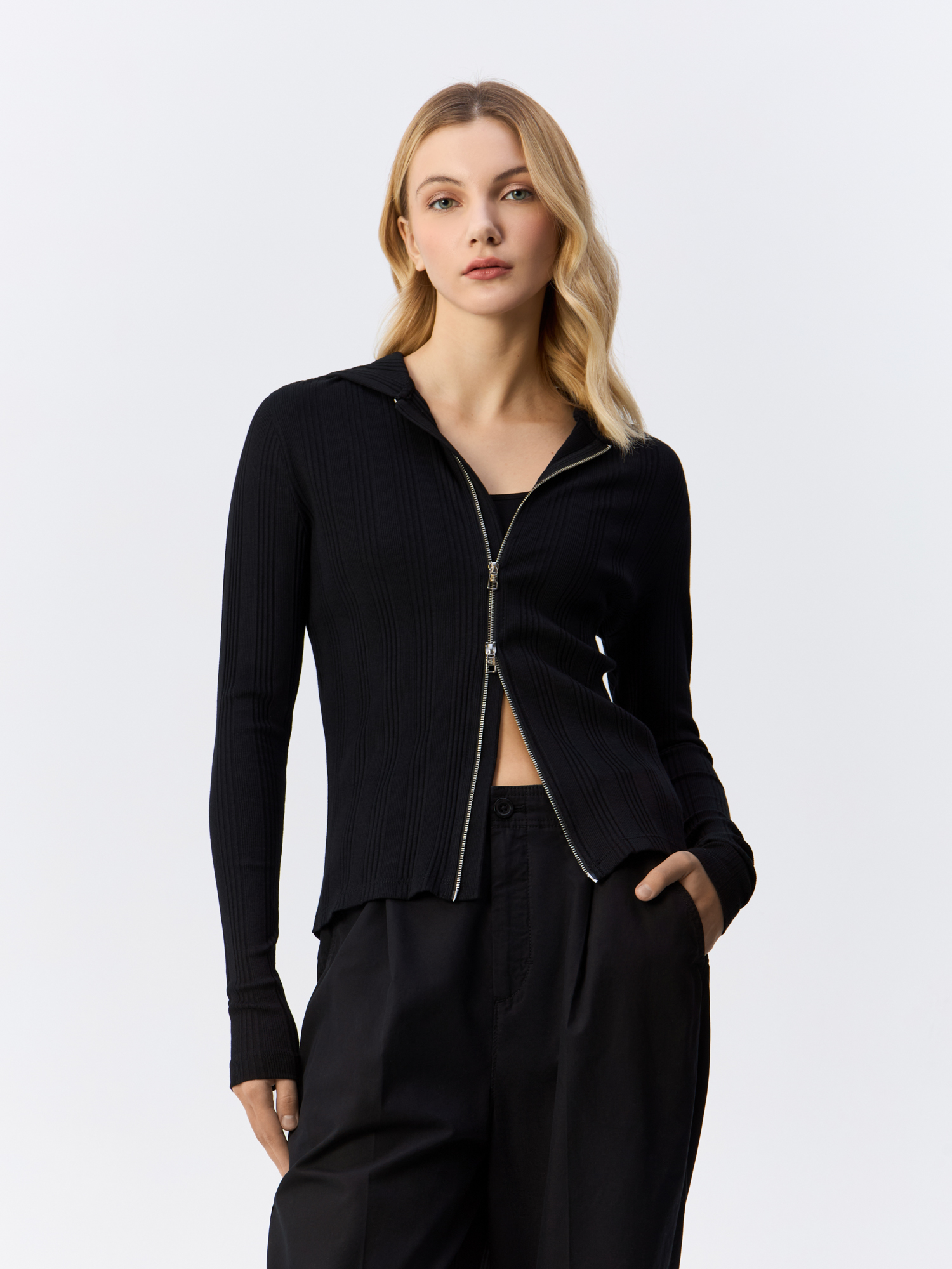 

Кардиган женский Calvin Klein Jeans J20J223550 черный S, J20J223550