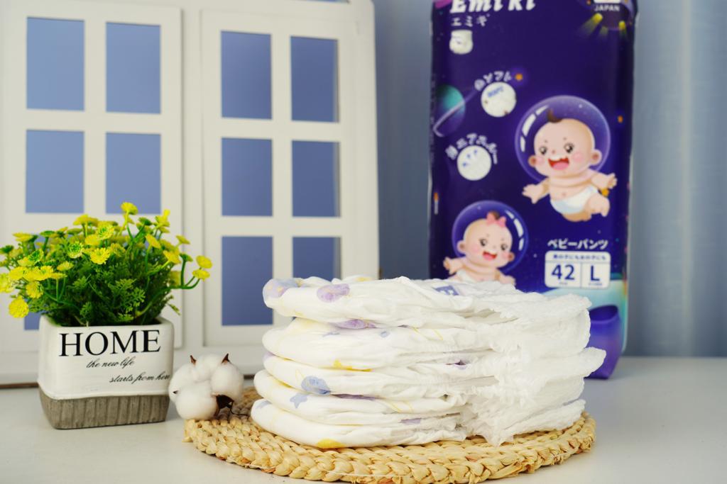 

Подгузники-трусики Emiki soft touch, L 9-14кг 42 шт, soft touch