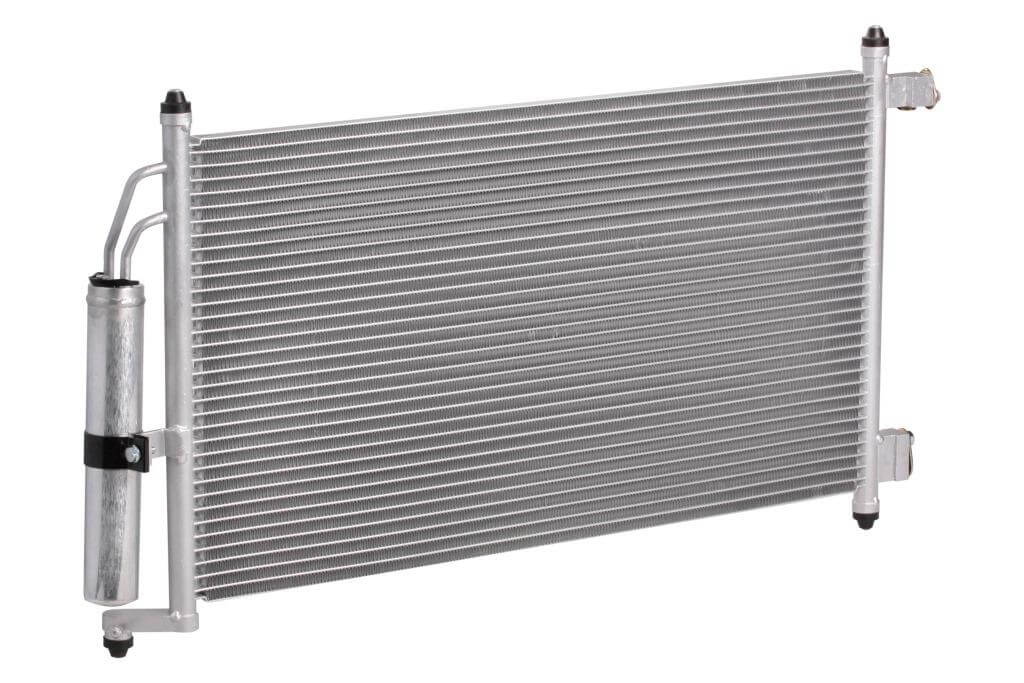

Радиатор охлаждения DENSO DRM17097