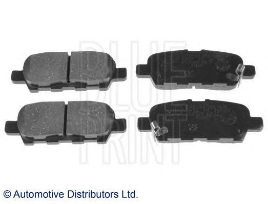 

Комплект тормозных колодок Blue Print ADN142152