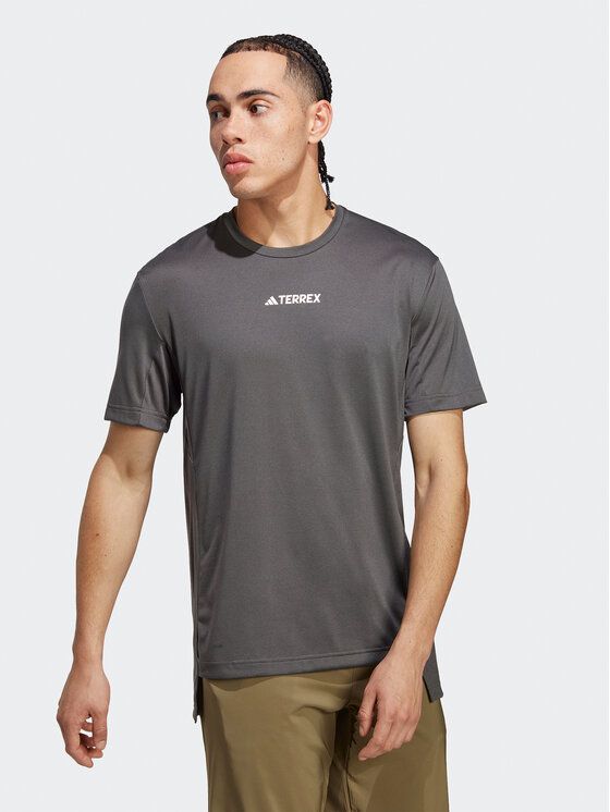

Футболка мужская Adidas 0000301521433 черная L (доставка из-за рубежа), Черный, 0000301521433