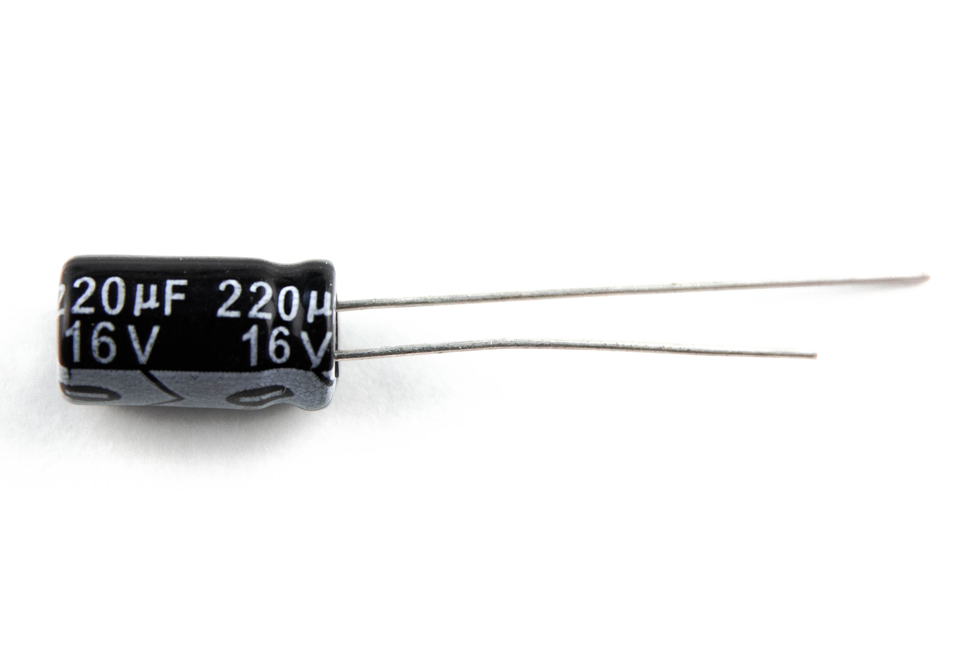 

Конденсатор 16V 220uF