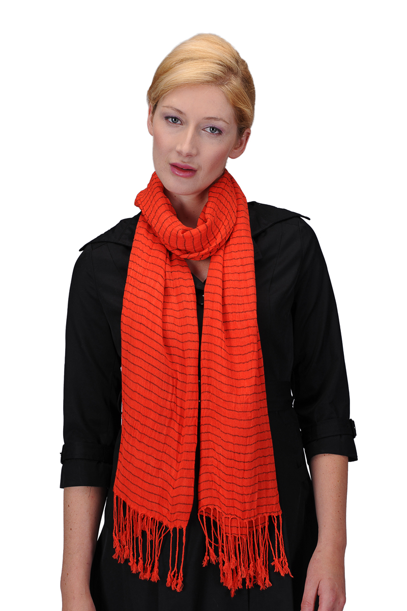 Палантин женский Venera 6302301 мандариновый/черный, 71х190 см