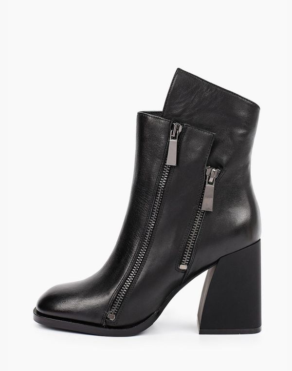 

Ботильоны женские Mascotte 09-1220222 черные 38 RU, 09-1220222