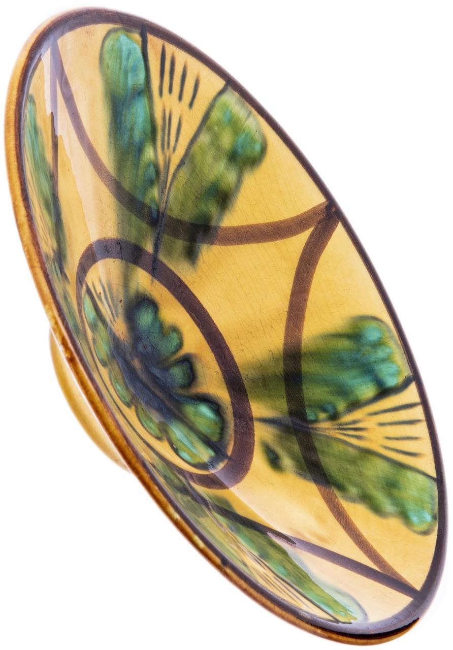 

Тарелка салатная декорированная ручной росписьюфаянс глазурь СССР 1980-1990 гг.