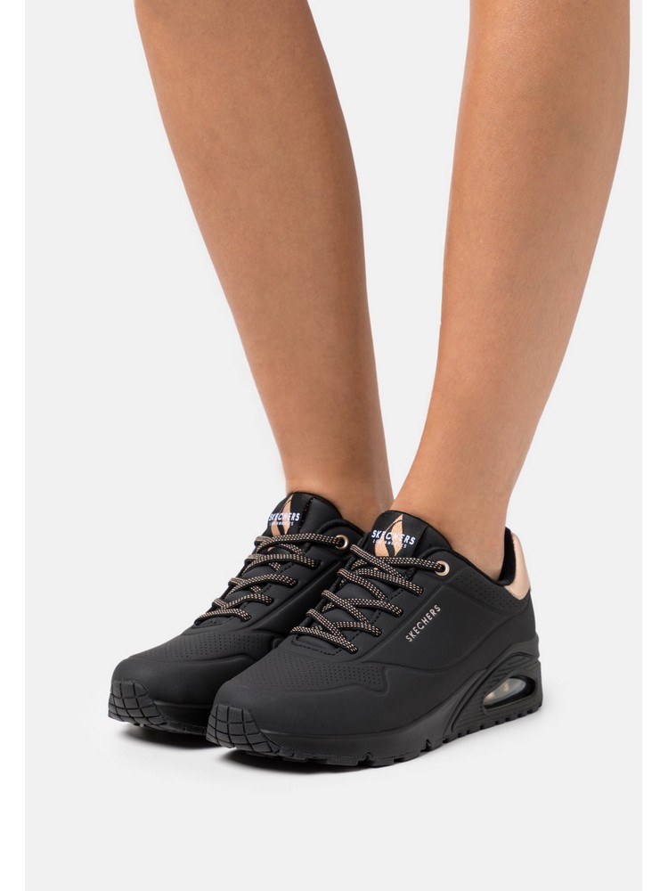 

Кроссовки женские Skechers SK211A0D0 черные 41 EU, Черный, SK211A0D0