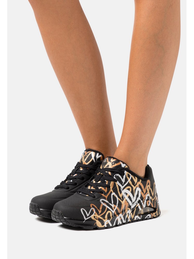 

Кроссовки женские Skechers SK211A0DW черные 38 EU, Черный, SK211A0DW