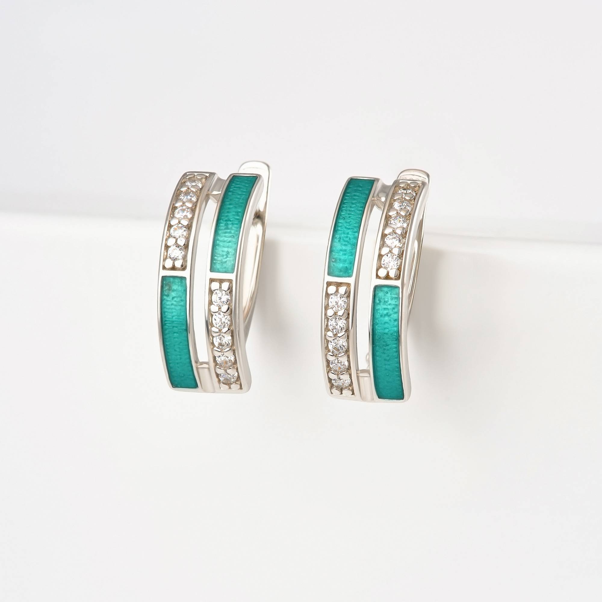 

Серьги из серебра с фианитом ДИ94024054 НАШЕ ЗОЛОТО, ДИ94024054