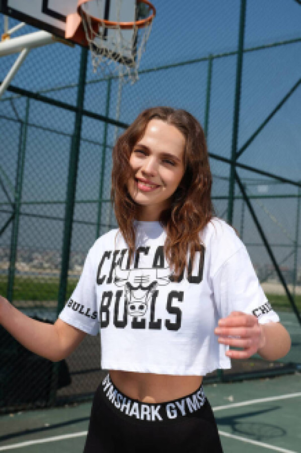 

Футболка женская Zechka zck0496-EKRU белая M (доставка из-за рубежа), Белый, zck0496-EKRU