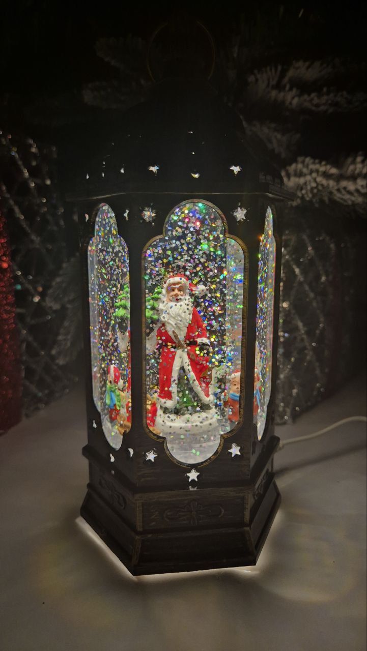 

Новогодний фонарь LED Дед Мороз с детьми вращается музыкальный 10.5х10.5х23.5 см