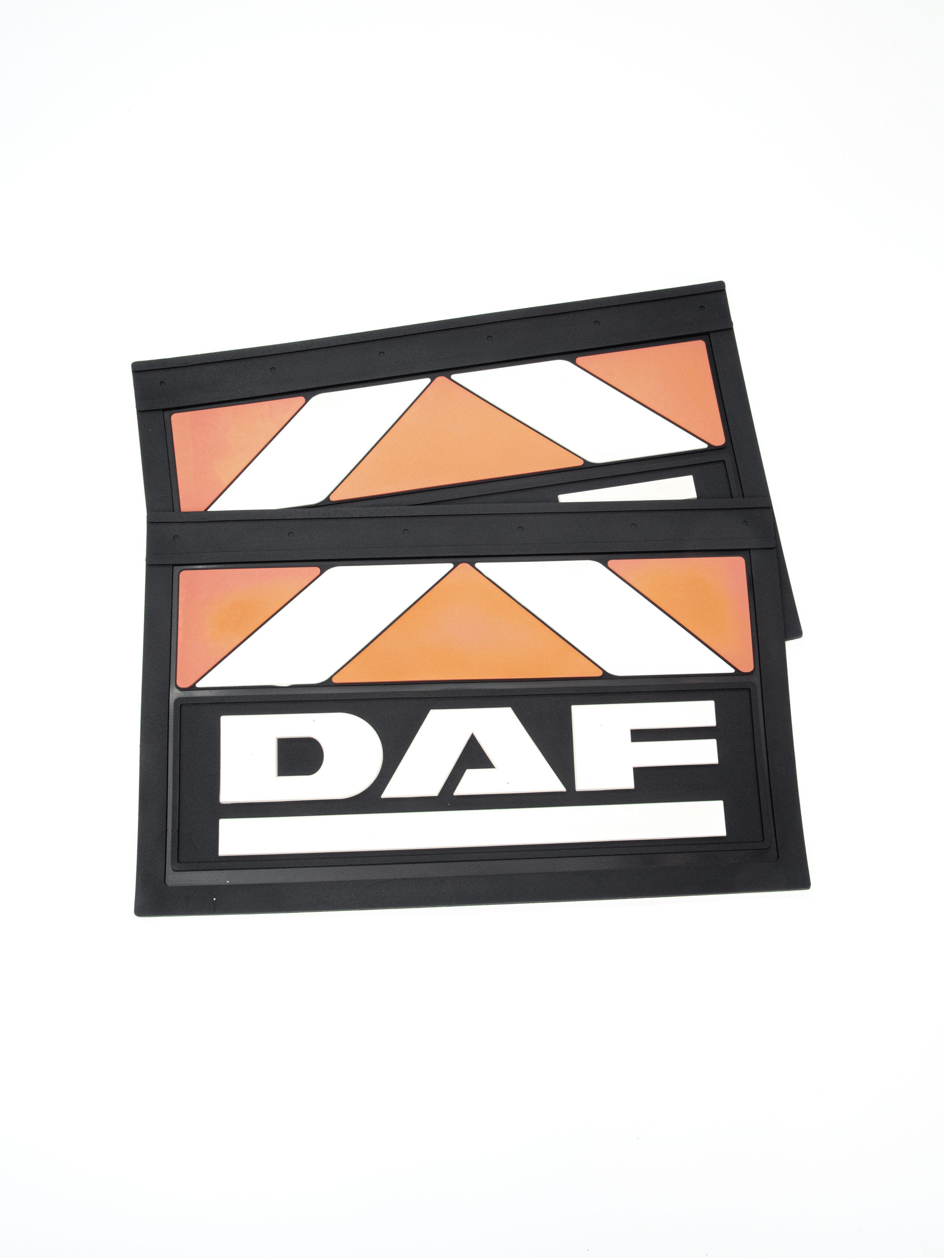 

Комплект брызговиков DAF резина "LUX" 58*36 см задние (красно-белые)