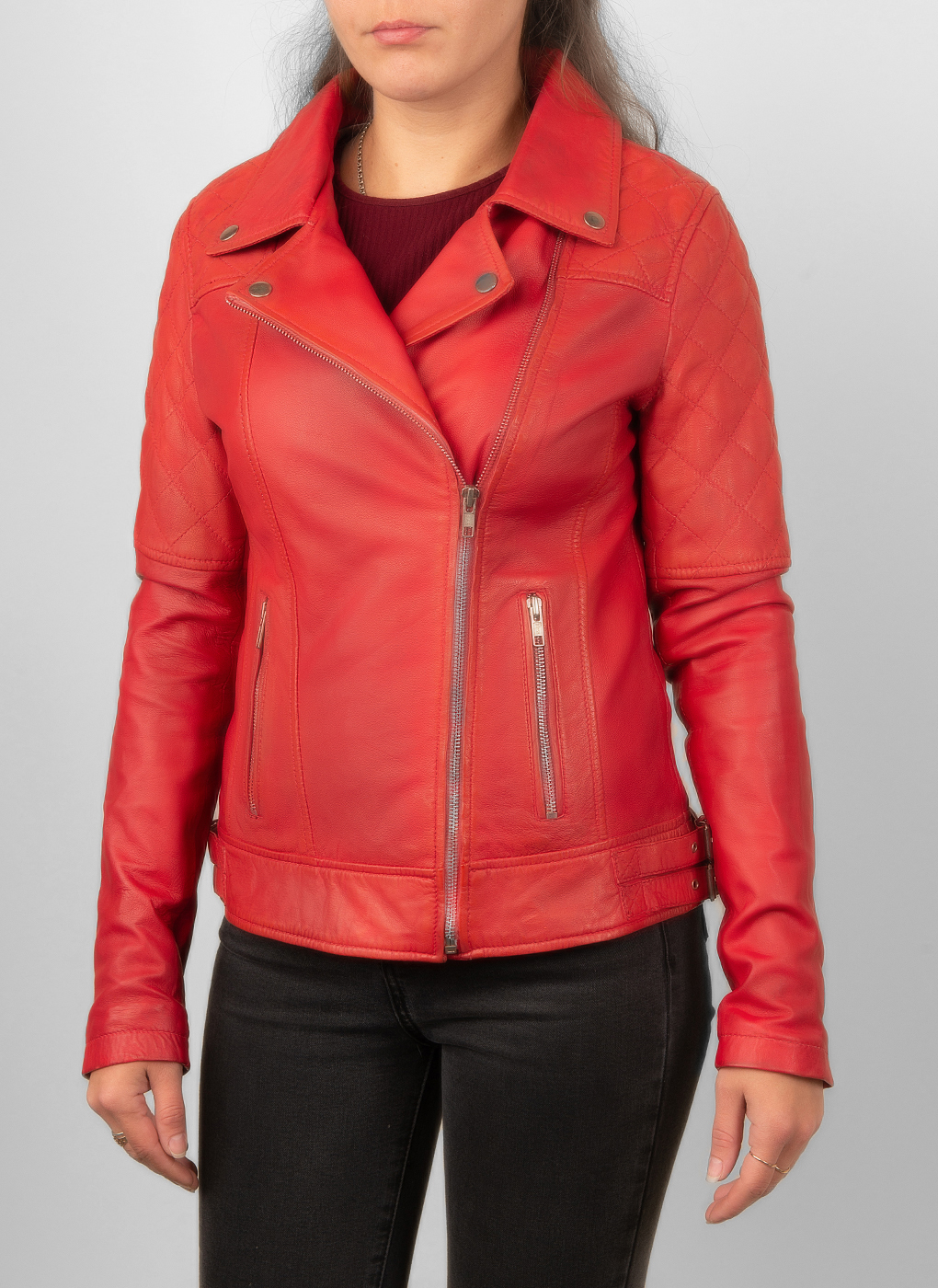 

Кожаная куртка женская Каляев 40140 красная 46, 40140